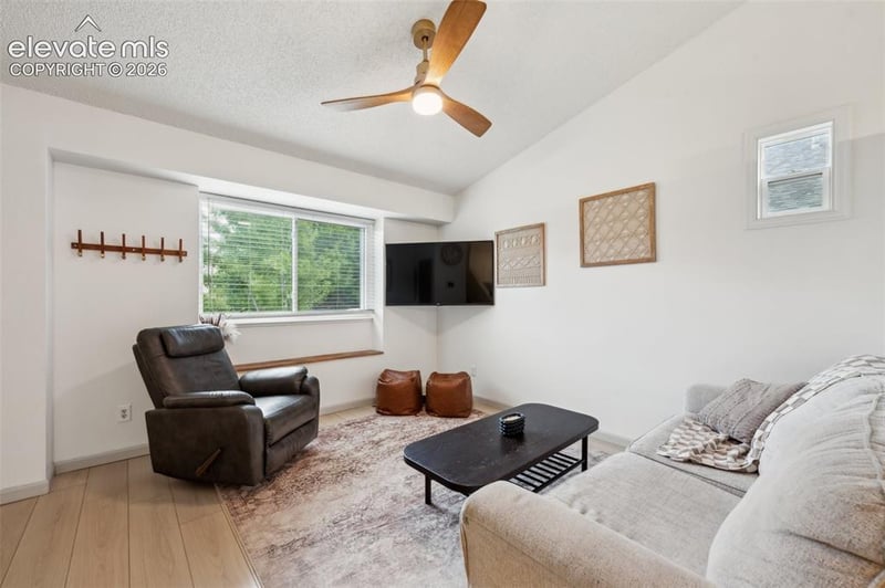3335 Galleria Ter, Colorado Springs, CO 80916