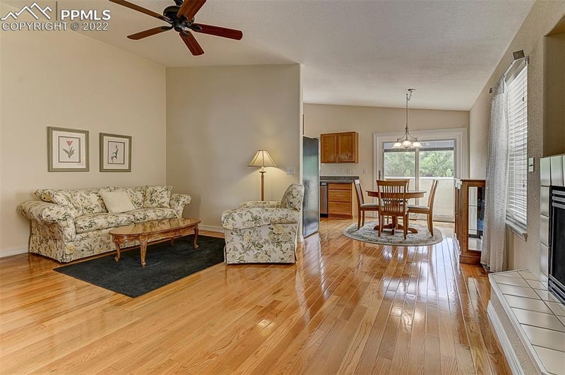 3337 Chestnut Glen Ln, Colorado Springs, CO 80918