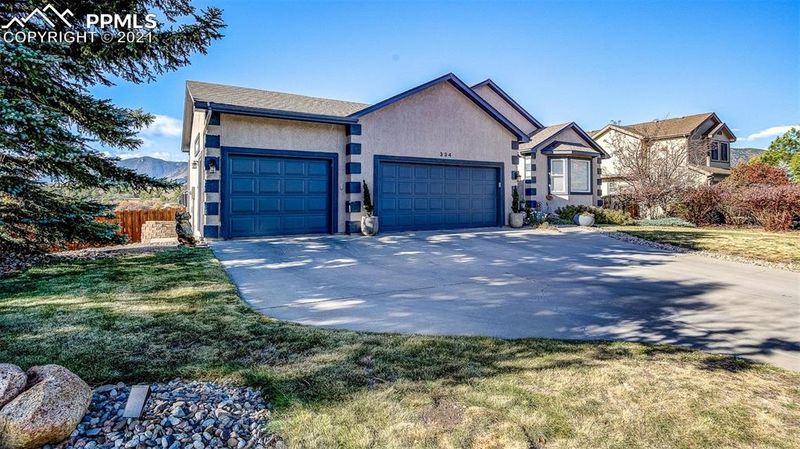 334 Mcshane Pl, Monument, CO 80132