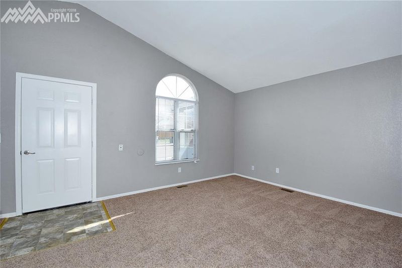 3340 Simmelink Loop, Colorado Springs, CO 80916