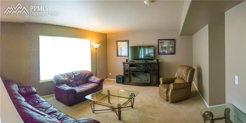 3348 Bexley Dr, Colorado Springs, CO 80922