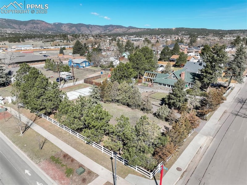 335 N Jefferson St, Colorado Springs, CO 80132