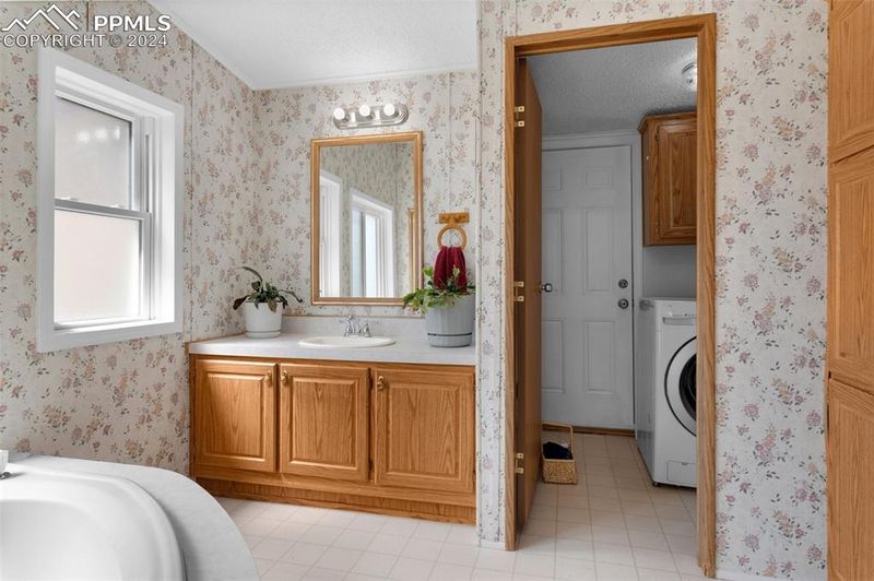 33510 Fossinger Rd, Yoder, CO 80864