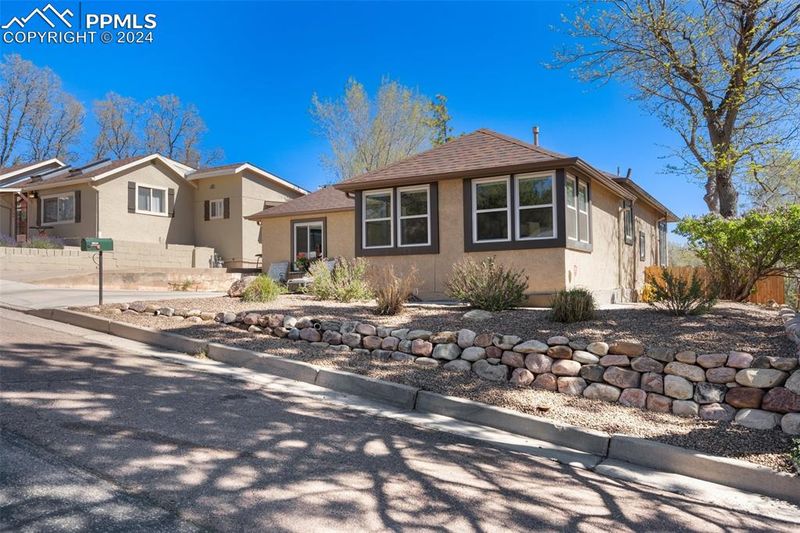 3362 W Bijou St, Colorado Springs, CO 80904