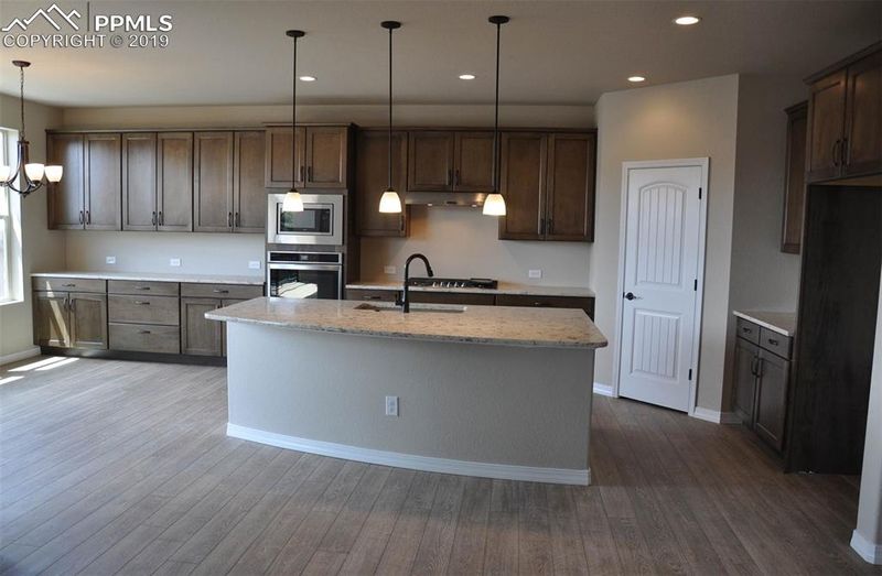 3365 Redcoat Ln, Colorado Springs, CO 80920