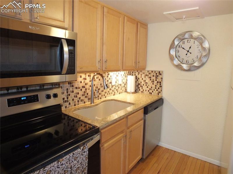 3373 S Monaco Pw #A, Denver, CO 80222