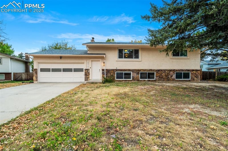 3375 Parade Cir, Colorado Springs, CO 80917