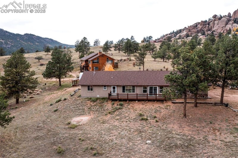 34 Fetlock Cir, Florissant, CO 80816