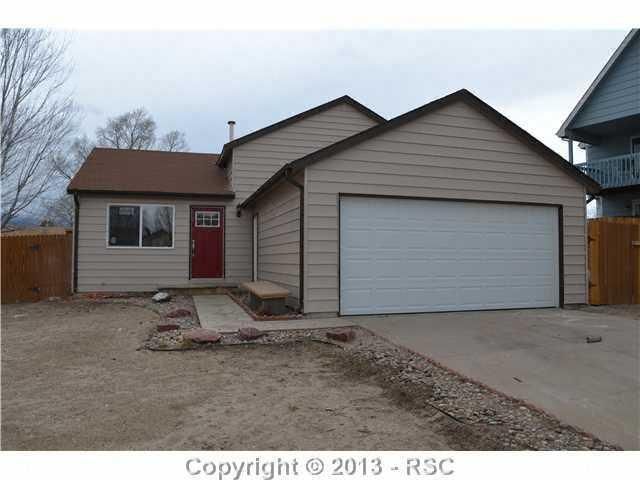 3414 Hunterwood Dr, Colorado Springs, CO 80916