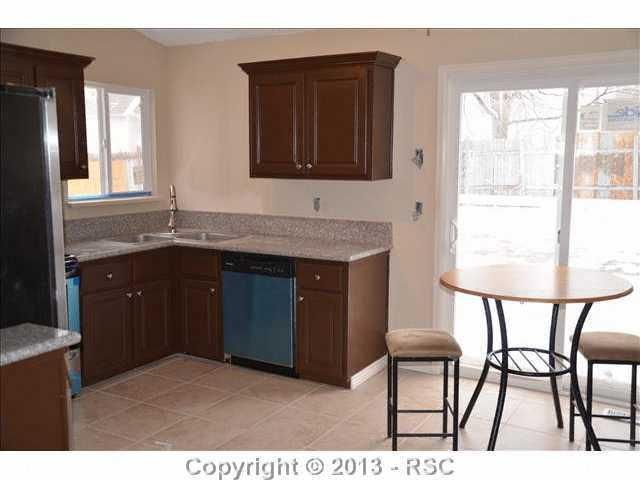 3414 Hunterwood Dr, Colorado Springs, CO 80916