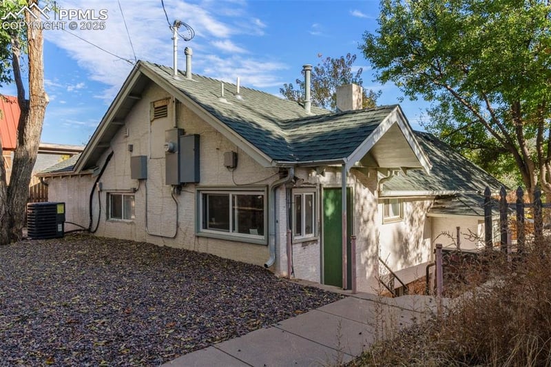 3414 Pikes Peak Ave, Colorado Springs, CO 80904