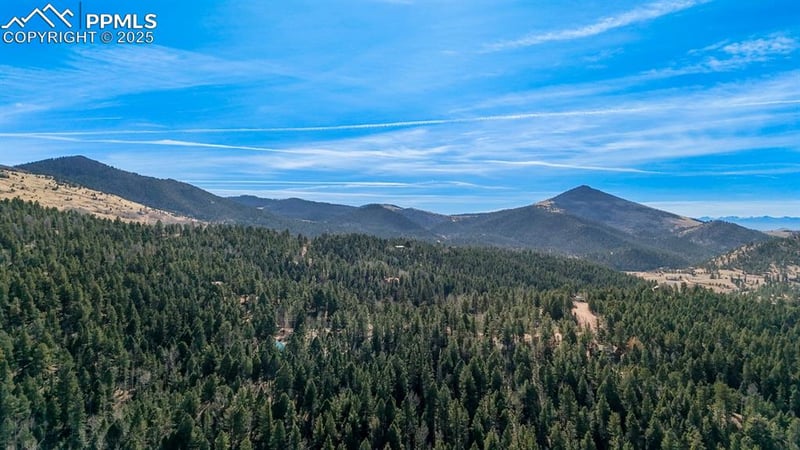 342 Vivenda Rd, Cripple Creek, CO 80813