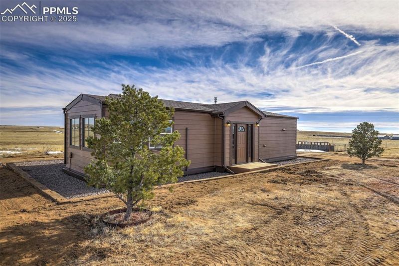 3425 S Calhan Hw, Calhan, CO 80808