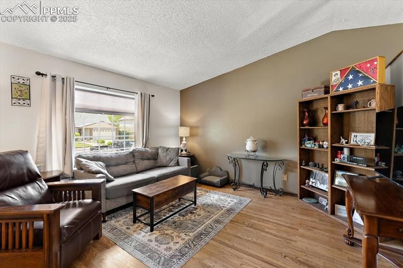 3425 Post Oak Dr, Colorado Springs, CO 80916