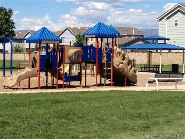 3436 Spotted Tail Dr, Colorado Springs, CO 80916