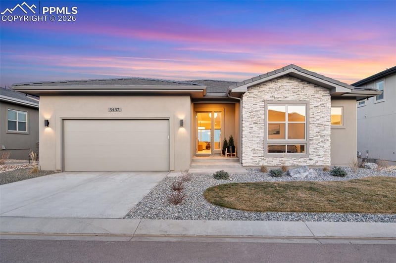3437 Crest Hollow Vw, Colorado Springs, CO 80904