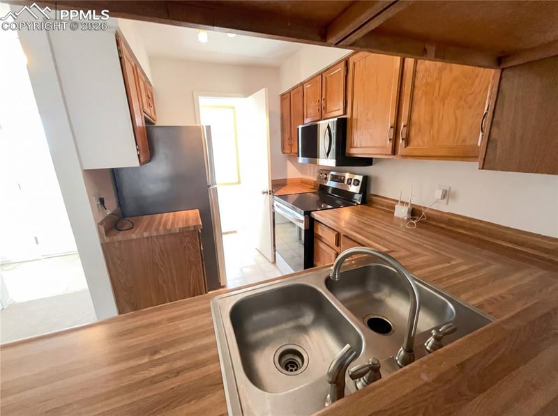3437 Queen Anne Way, Colorado Springs, CO 80917