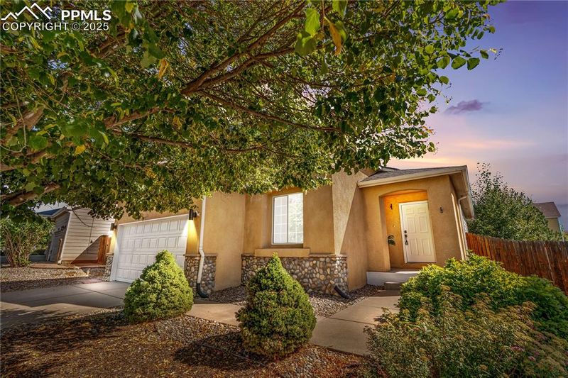 3441 Kestrel Dr, Colorado Springs, CO 80916