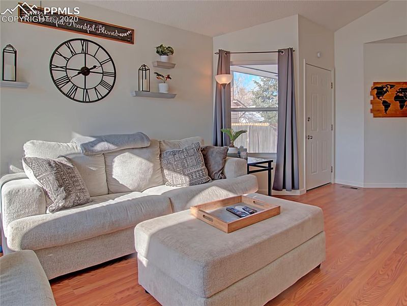 345 Dix Cir, Colorado Springs, CO 80911