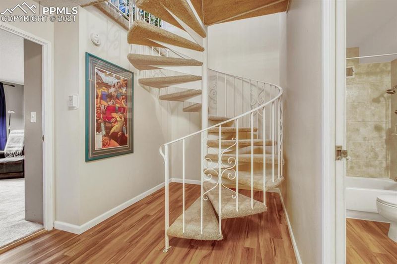 3450 S Poplar St #406, Denver, CO 80224