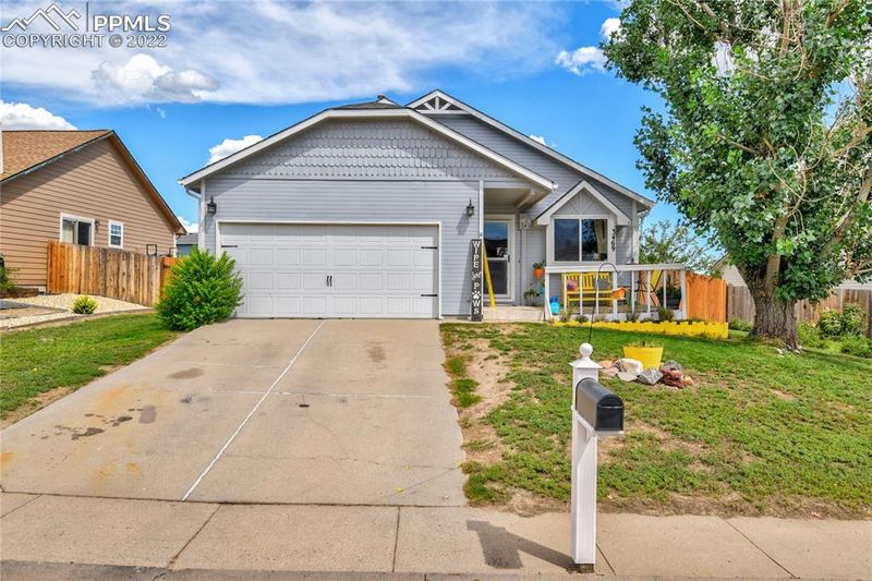 3469 Hunterwood Dr, Colorado Springs, CO 80916