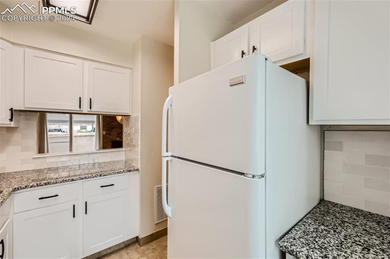 3470 Parkmoor Village Dr #E, Colorado Springs, CO 80917