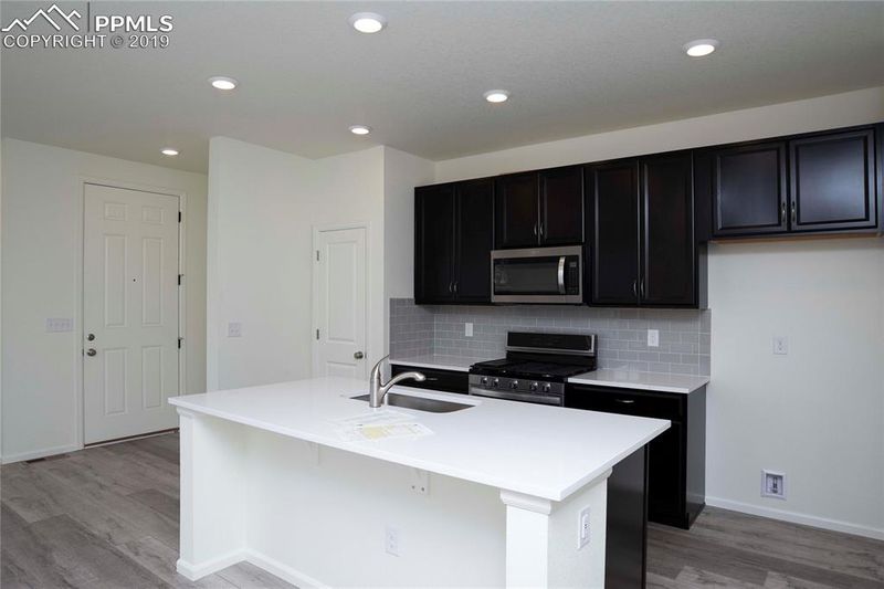 3472 Emily St, Castle Rock, CO 80109