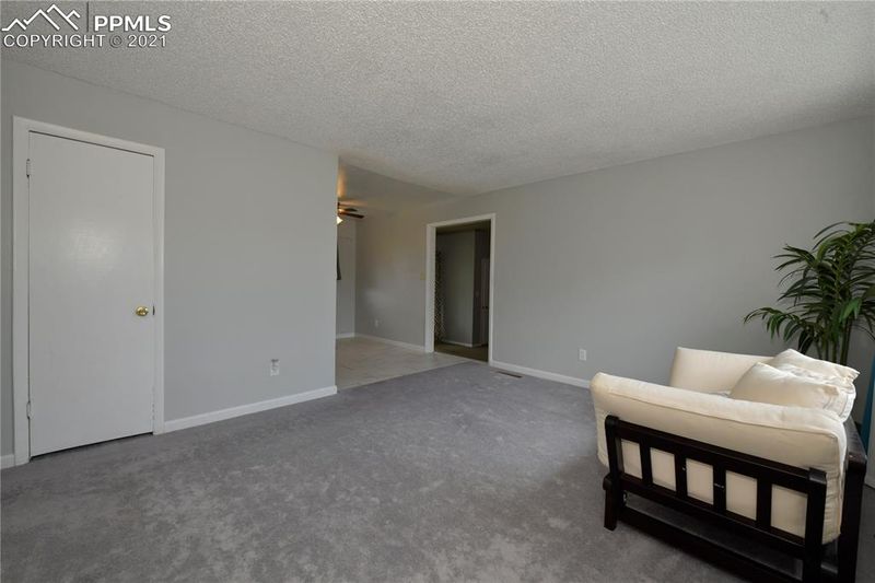 3490 Verde Dr, Colorado Springs, CO 80910