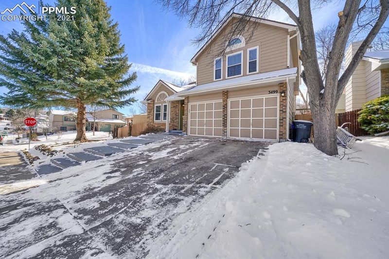 3499 Mountainside Dr, Colorado Springs, CO 80918