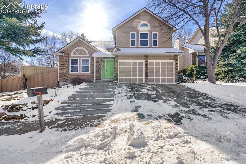 3499 Mountainside Dr, Colorado Springs, CO 80918