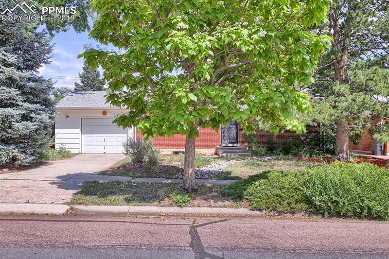 35 S Claremont St, Colorado Springs, CO 80910