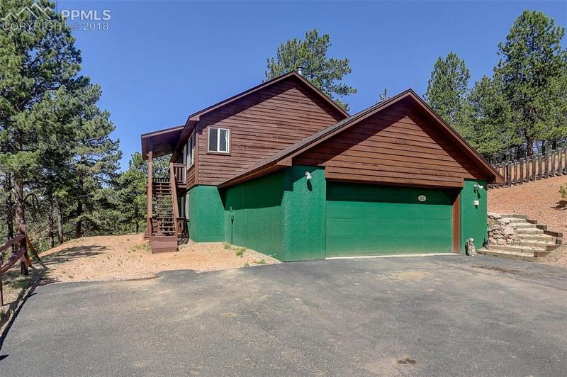 351 Deep Lake Dr, Divide, CO 80814
