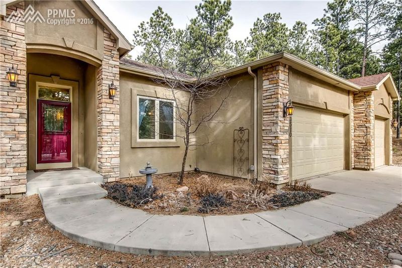 3510 Conecrest Ln, Colorado Springs, CO 80908