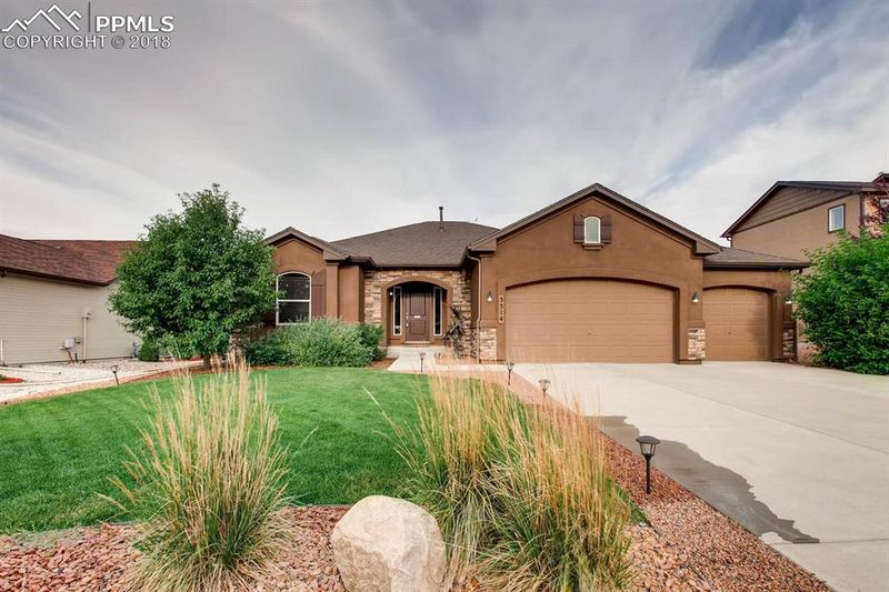 3514 Tail Wind Dr, Colorado Springs, CO 80911