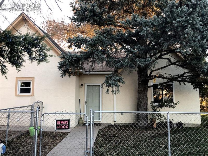 35142 Ford Rd, Pueblo, CO 81006