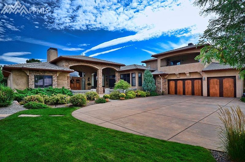 3515 Hill Cir, Colorado Springs, CO 80904