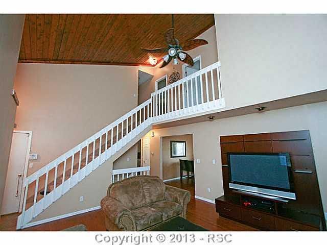 3517 Summer Breeze Dr, Colorado Springs, CO 80918