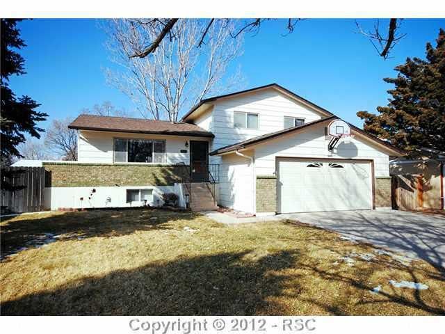 3520 Carousel Ln, Colorado Springs, CO 80917