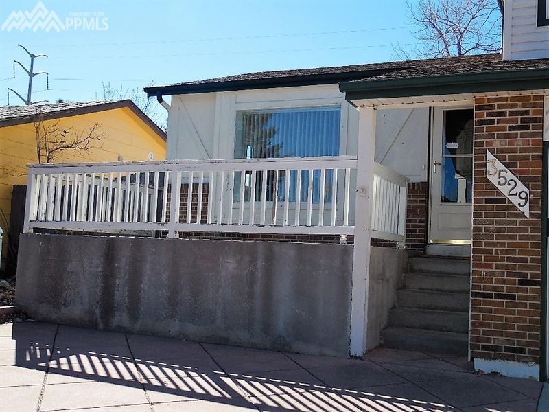 3529 Brisbane St, Colorado Springs, CO 80920