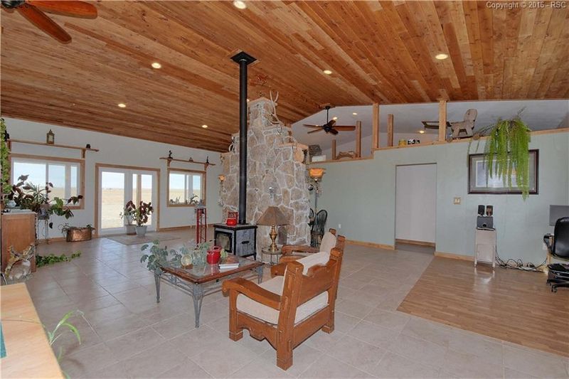 35293 Hanisch Rd, Calhan, CO 80808