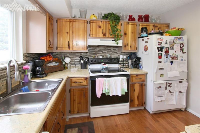 353 Cumming Ave, Fountain, CO 80717