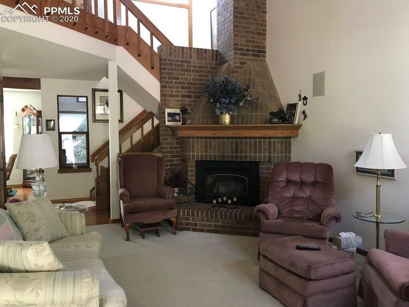 3530 Pinon Sun Ln, Colorado Springs, CO 80917