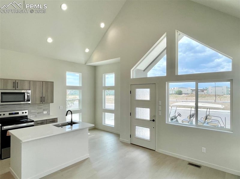 3535 Greenways Main Blvd, Colorado Springs, CO 80922
