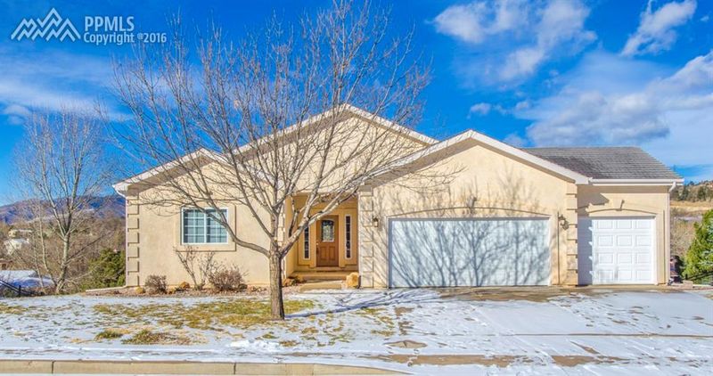 3540 Masters Dr, Colorado Springs, CO 80907