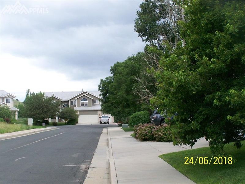 3550 Masters Dr, Colorado Springs, CO 80907