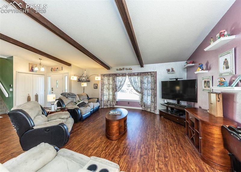 3555 Windjammer Dr, Colorado Springs, CO 80920