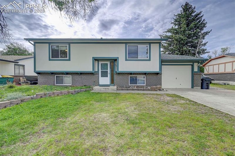 3575 Merriment Way, Colorado Springs, CO 80917