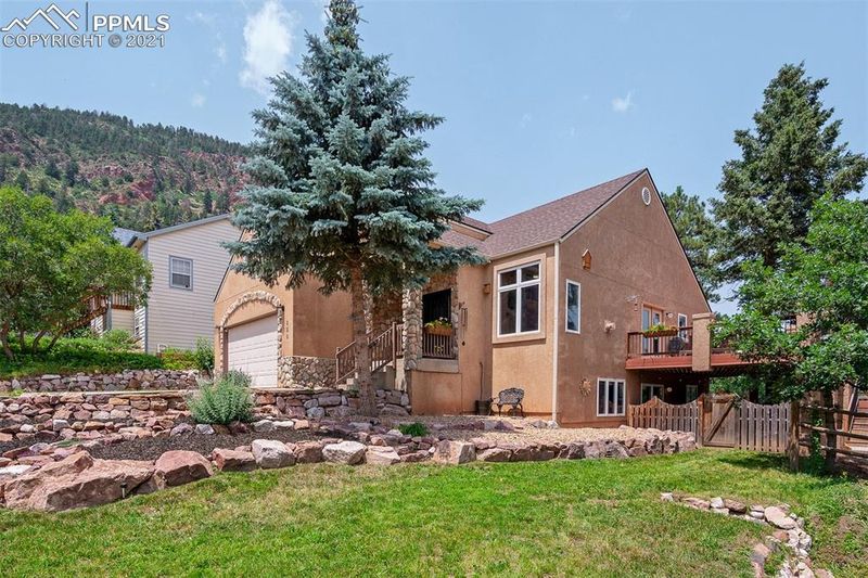 358 Eisenhower Dr, Palmer Lake, CO 80133