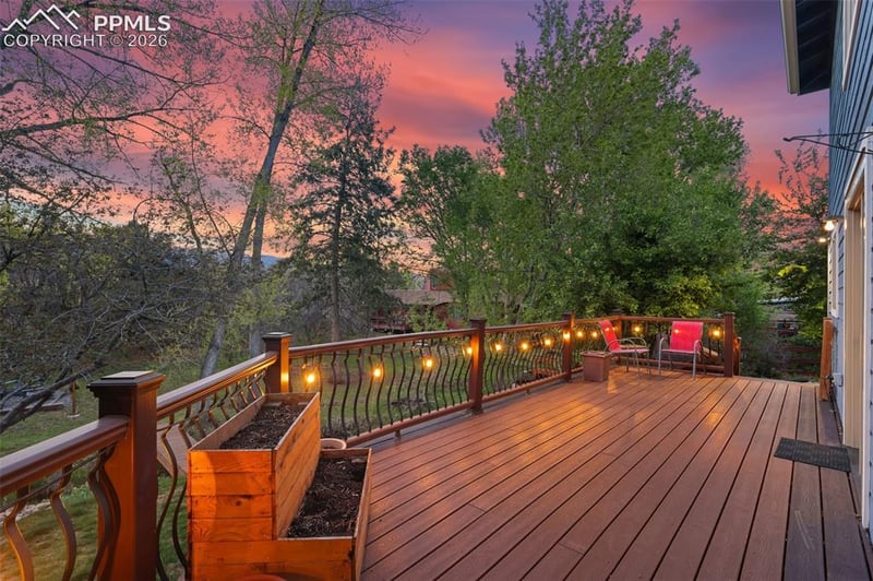 36 Sandra Ln, Manitou Springs, CO 80829