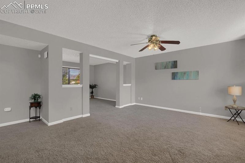 360 Putnam Dr, Colorado Springs, CO 80911